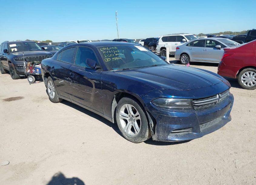 2016 Dodge Charger SE (VIN 2C3CDXBG4GH241025) main photo