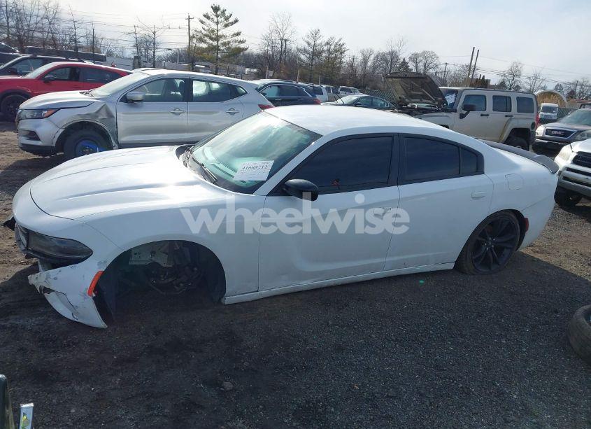 Photo 14 of 2017 Dodge Charger SE RWD (VIN 2C3CDXBG4HH623640)