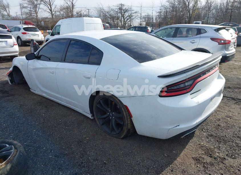 Photo 3 of 2017 Dodge Charger SE RWD (VIN 2C3CDXBG4HH623640)