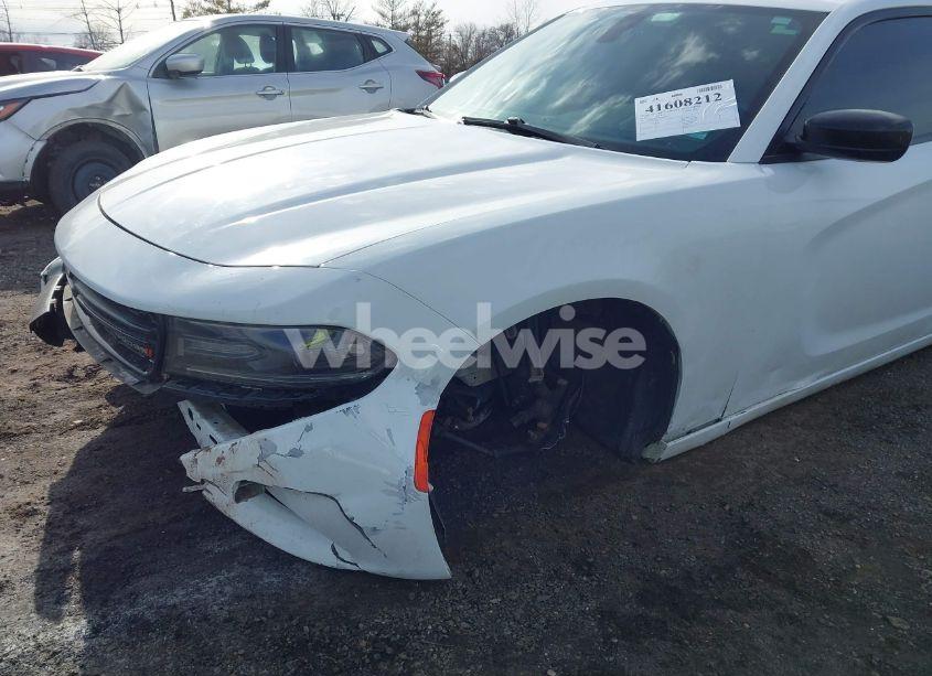 Photo 6 of 2017 Dodge Charger SE RWD (VIN 2C3CDXBG4HH623640)