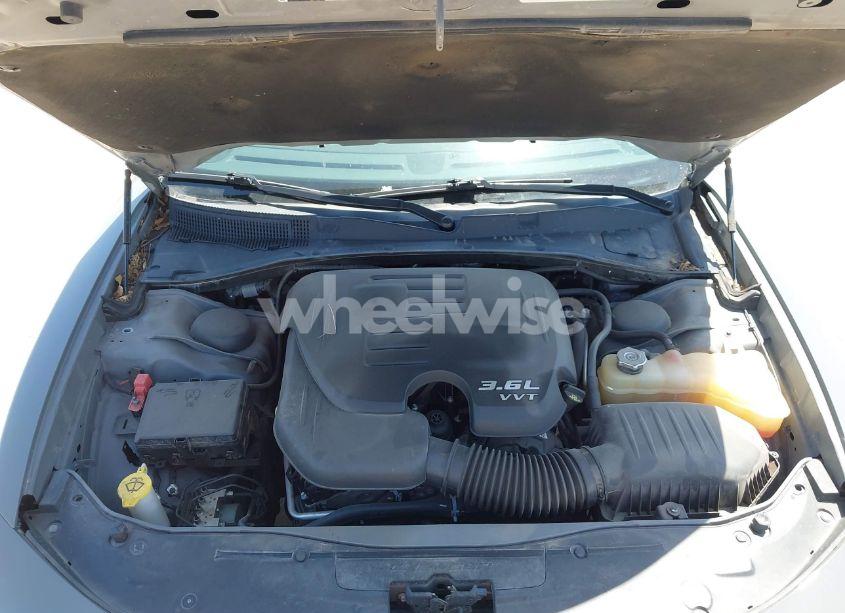 Photo 10 of 2017 Dodge Charger SE RWD (VIN 2C3CDXBG4HH634718)