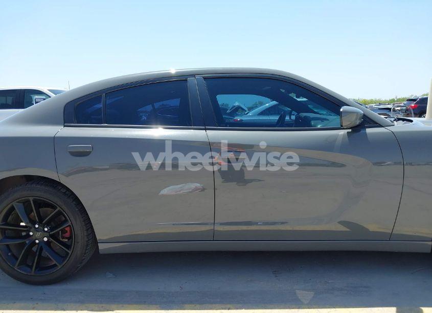 Photo 14 of 2017 Dodge Charger SE RWD (VIN 2C3CDXBG4HH634718)