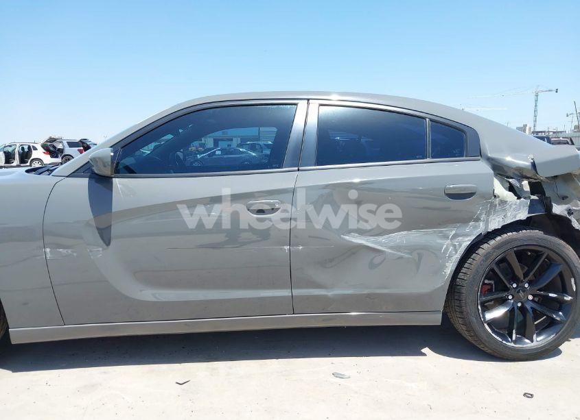 Photo 15 of 2017 Dodge Charger SE RWD (VIN 2C3CDXBG4HH634718)