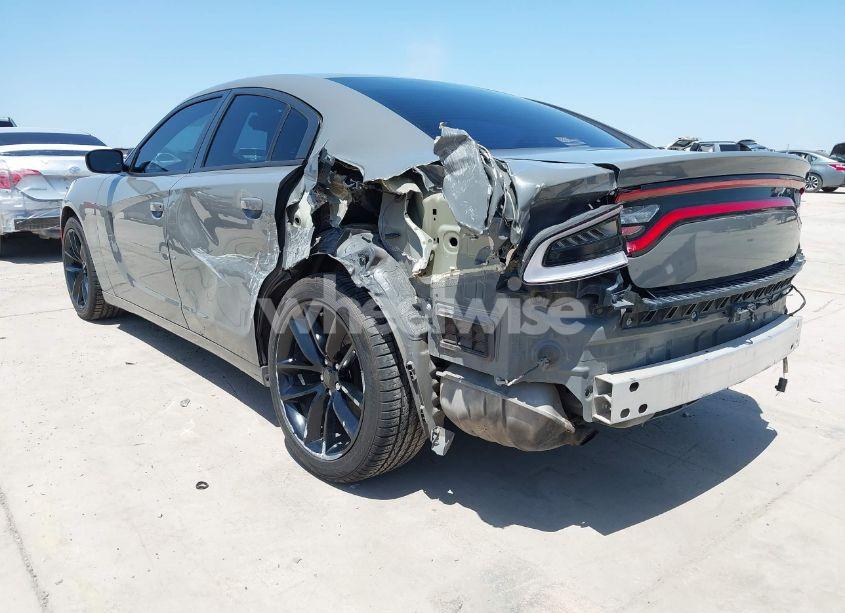 Photo 3 of 2017 Dodge Charger SE RWD (VIN 2C3CDXBG4HH634718)