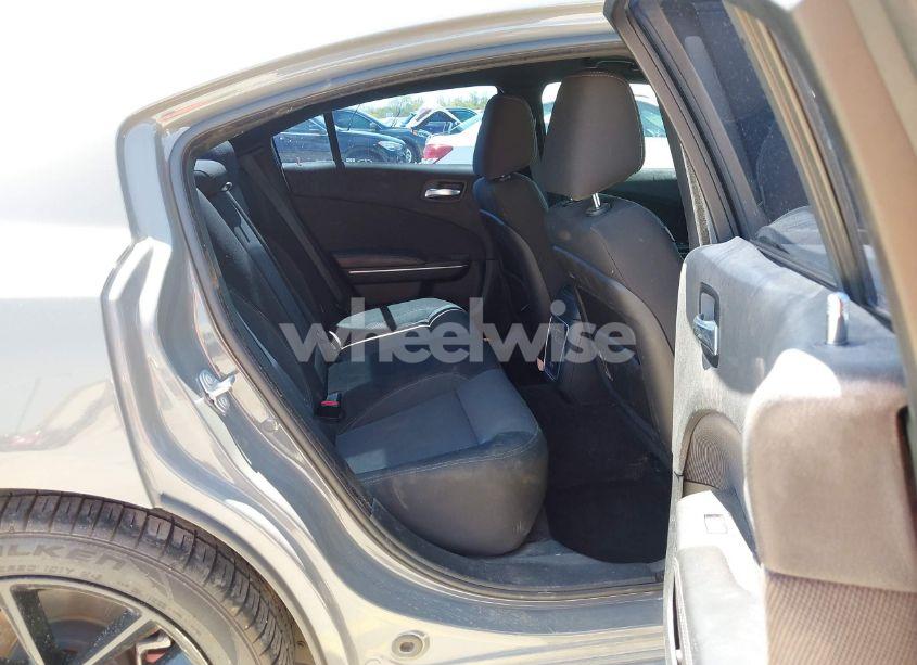 Photo 8 of 2017 Dodge Charger SE RWD (VIN 2C3CDXBG4HH634718)