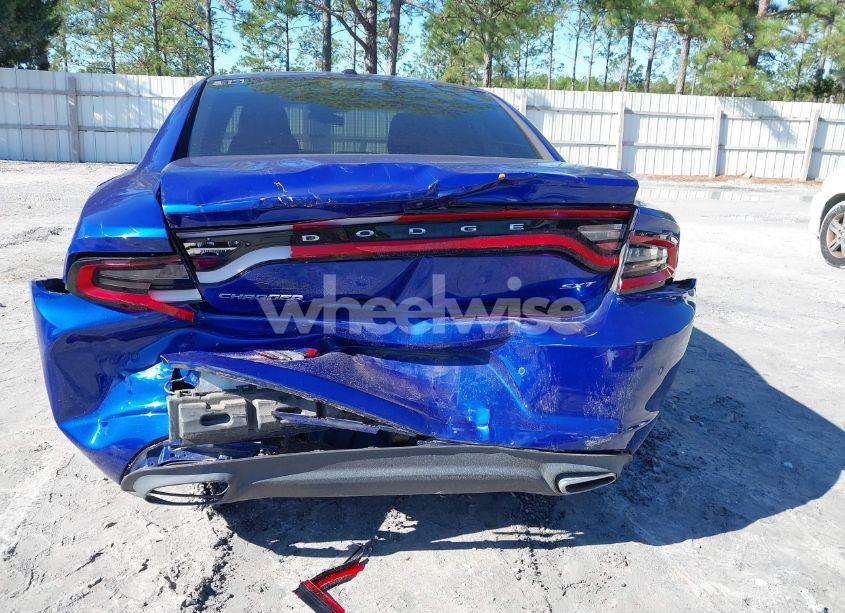 Photo 6 of 2018 Dodge Charger SXT RWD (VIN 2C3CDXBG4JH164440)