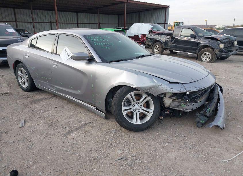 2018 Dodge Charger SXT RWD (VIN 2C3CDXBG4JH213166) main photo