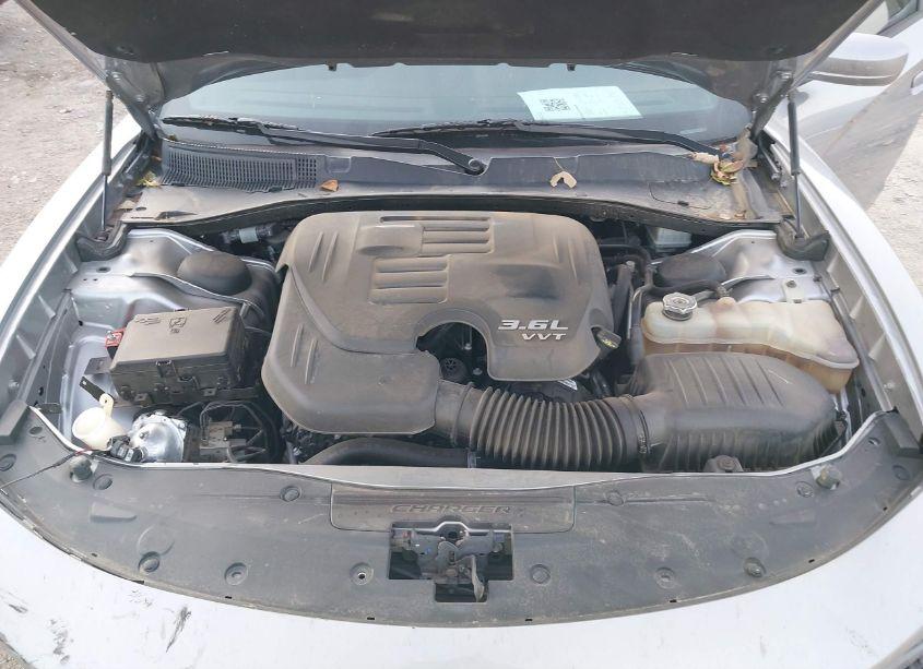 Photo 10 of 2018 Dodge Charger SXT RWD (VIN 2C3CDXBG4JH213166)