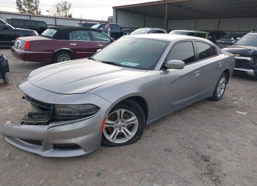 Photo 2 of 2018 Dodge Charger SXT RWD (VIN 2C3CDXBG4JH213166)
