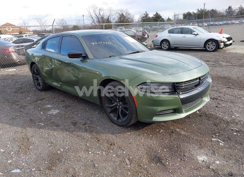 2018 Dodge Charger SXT (VIN 2C3CDXBG4JH217847) main photo