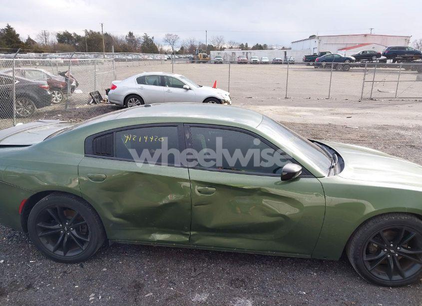 Photo 12 of 2018 Dodge Charger SXT (VIN 2C3CDXBG4JH217847)
