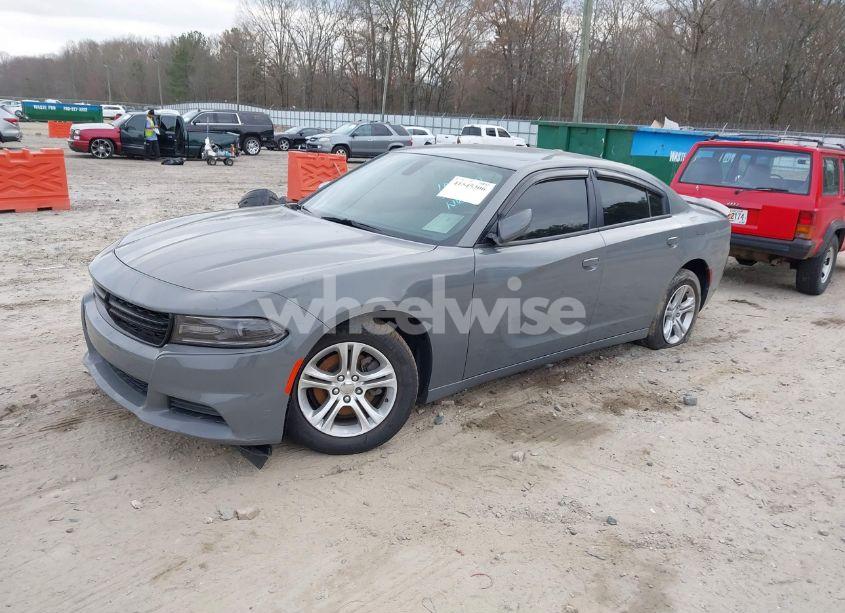 Photo 2 of 2019 Dodge Charger SXT RWD (VIN 2C3CDXBG4KH572194)