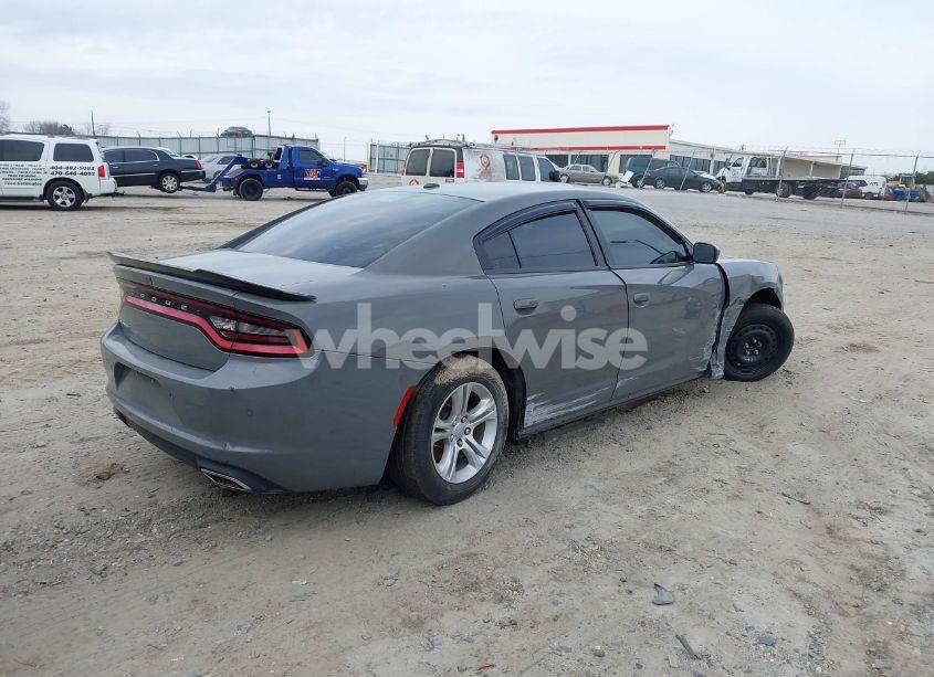 Photo 4 of 2019 Dodge Charger SXT RWD (VIN 2C3CDXBG4KH572194)