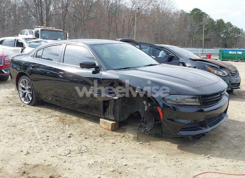 2019 Dodge Charger SXT RWD (VIN 2C3CDXBG4KH599816) main photo