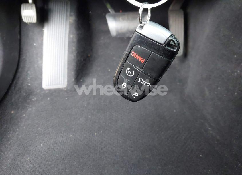 Photo 11 of 2019 Dodge Charger SXT RWD (VIN 2C3CDXBG4KH599816)