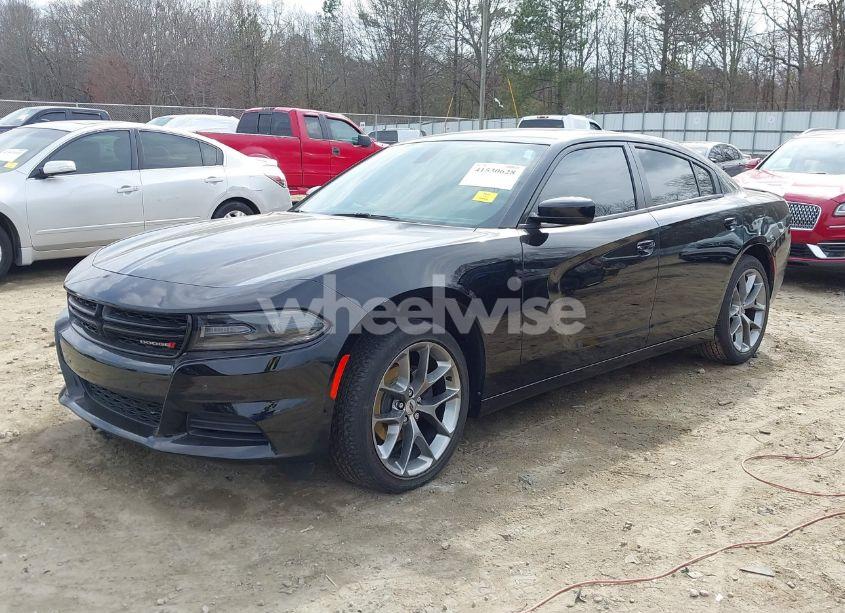 Photo 2 of 2019 Dodge Charger SXT RWD (VIN 2C3CDXBG4KH599816)