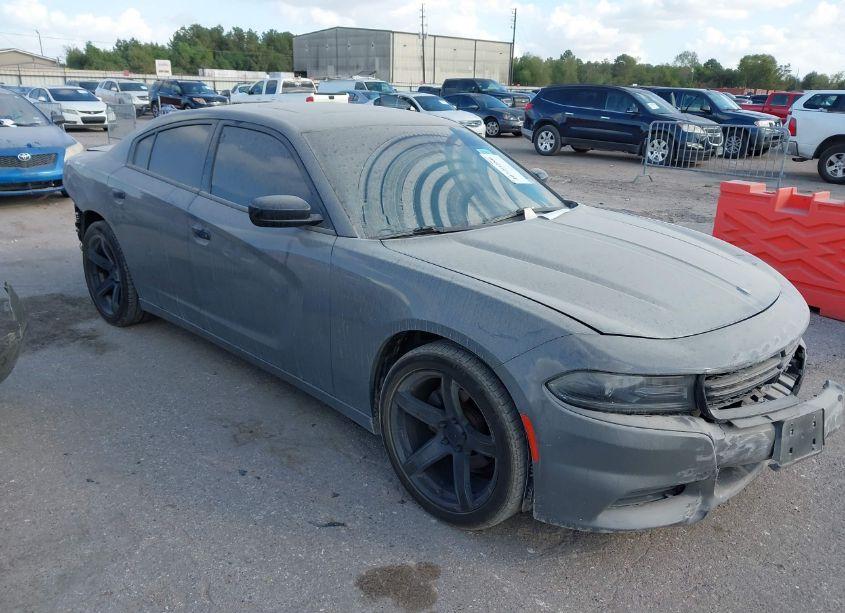 2019 Dodge Charger SXT RWD (VIN 2C3CDXBG4KH636539) main photo
