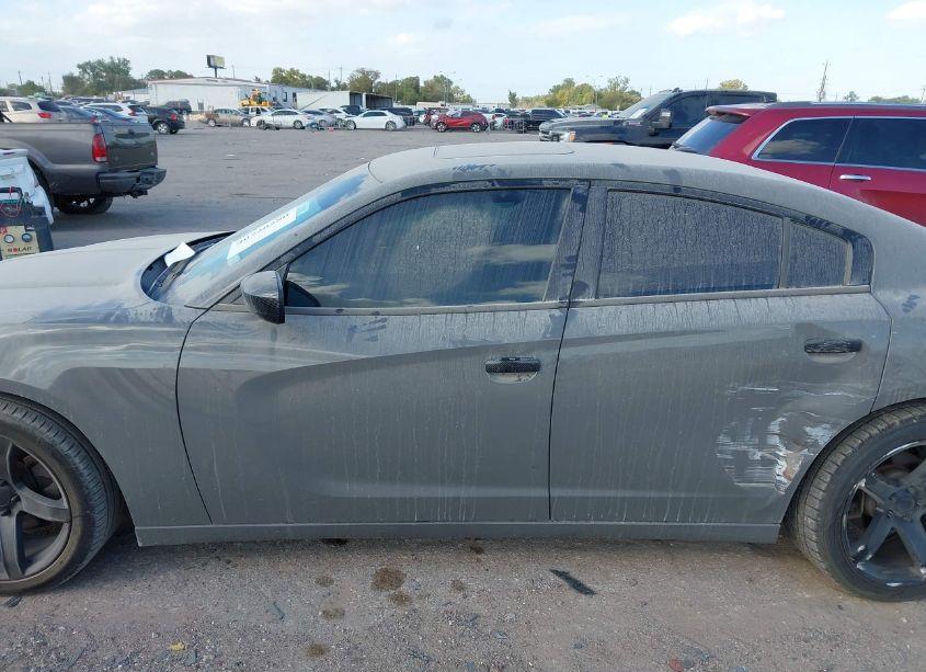 Photo 15 of 2019 Dodge Charger SXT RWD (VIN 2C3CDXBG4KH636539)