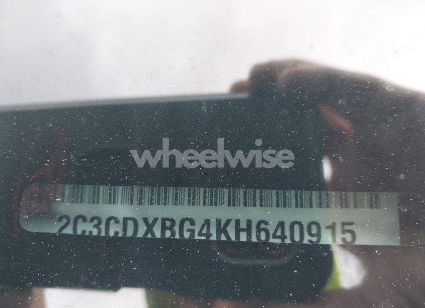 Photo 9 of 2019 Dodge Charger SXT RWD (VIN 2C3CDXBG4KH640915)