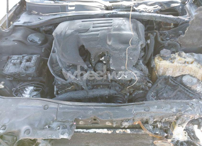 Photo 10 of 2019 Dodge Charger SXT RWD (VIN 2C3CDXBG4KH664728)