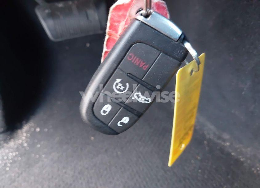 Photo 11 of 2019 Dodge Charger SXT RWD (VIN 2C3CDXBG4KH664728)