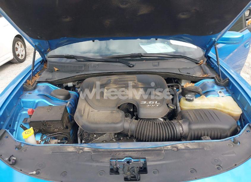 Photo 10 of 2019 Dodge Charger SXT RWD (VIN 2C3CDXBG4KH670383)