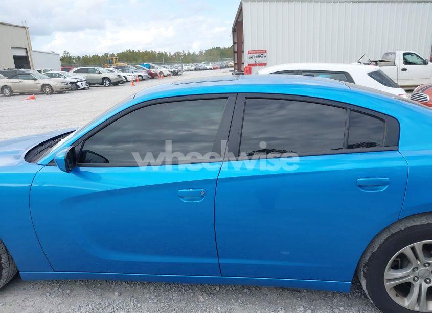 Photo 14 of 2019 Dodge Charger SXT RWD (VIN 2C3CDXBG4KH670383)