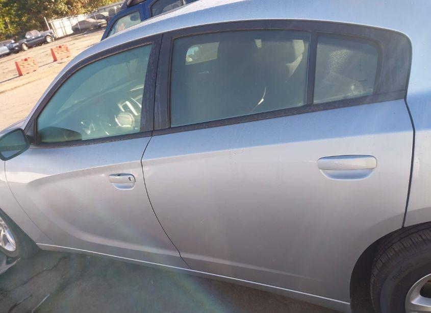 Photo 14 of 2019 Dodge Charger SXT RWD (VIN 2C3CDXBG4KH721137)