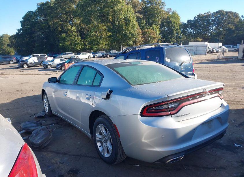 Photo 3 of 2019 Dodge Charger SXT RWD (VIN 2C3CDXBG4KH721137)
