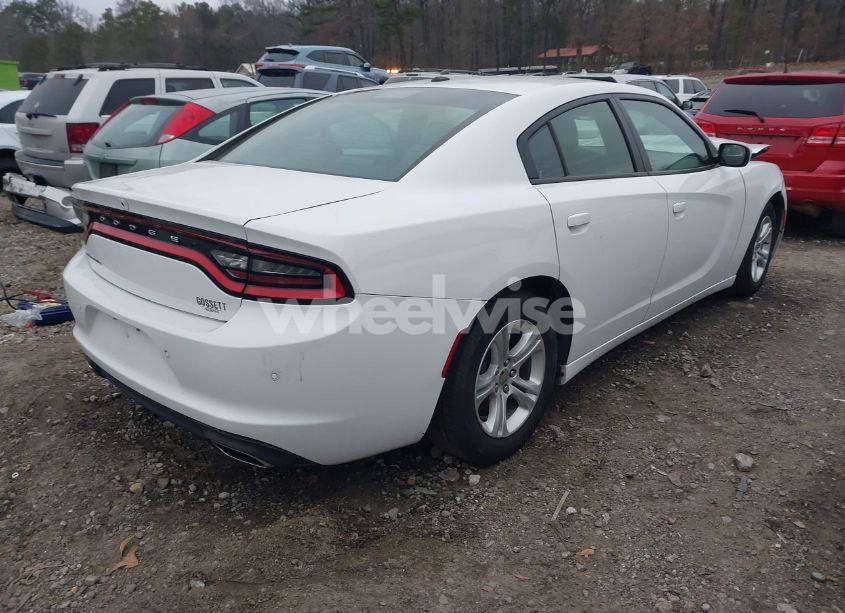 Photo 4 of 2019 Dodge Charger SXT RWD (VIN 2C3CDXBG4KH725446)