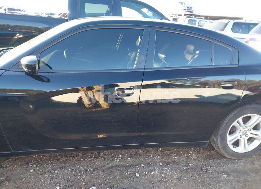 Photo 14 of 2019 Dodge Charger SXT RWD (VIN 2C3CDXBG4KH758625)