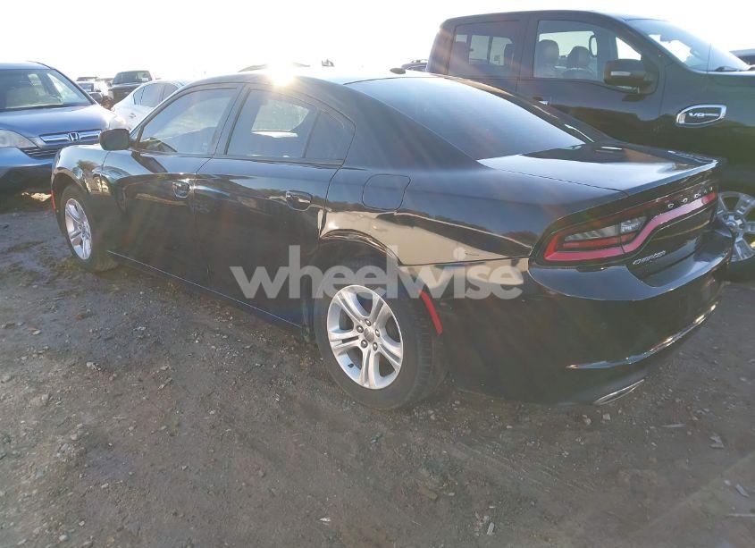 Photo 3 of 2019 Dodge Charger SXT RWD (VIN 2C3CDXBG4KH758625)