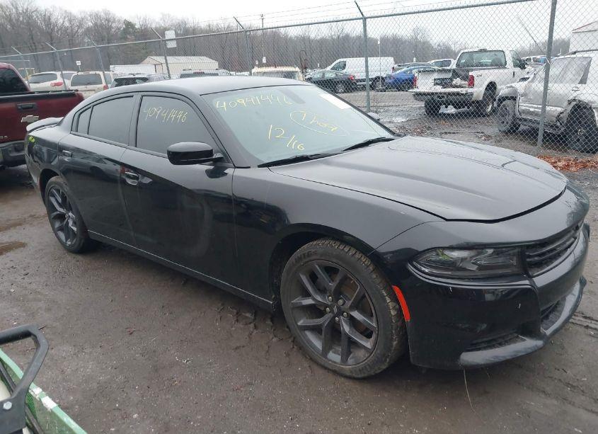 2021 Dodge Charger SXT RWD (VIN 2C3CDXBG4MH504738) main photo