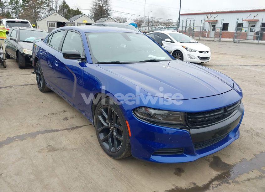 2022 Dodge Charger SXT RWD (VIN 2C3CDXBG4NH153377) main photo