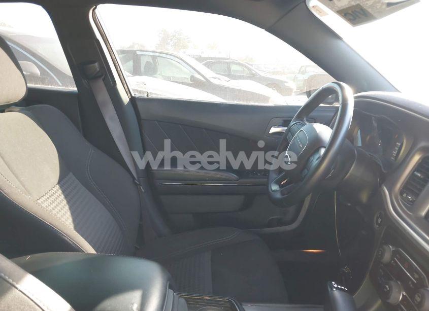 Photo 5 of 2022 Dodge Charger SXT RWD (VIN 2C3CDXBG4NH220639)