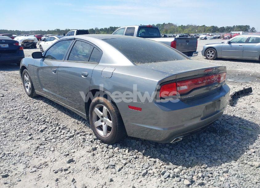 Photo 3 of 2012 Dodge Charger SE (VIN 2C3CDXBG5CH111152)