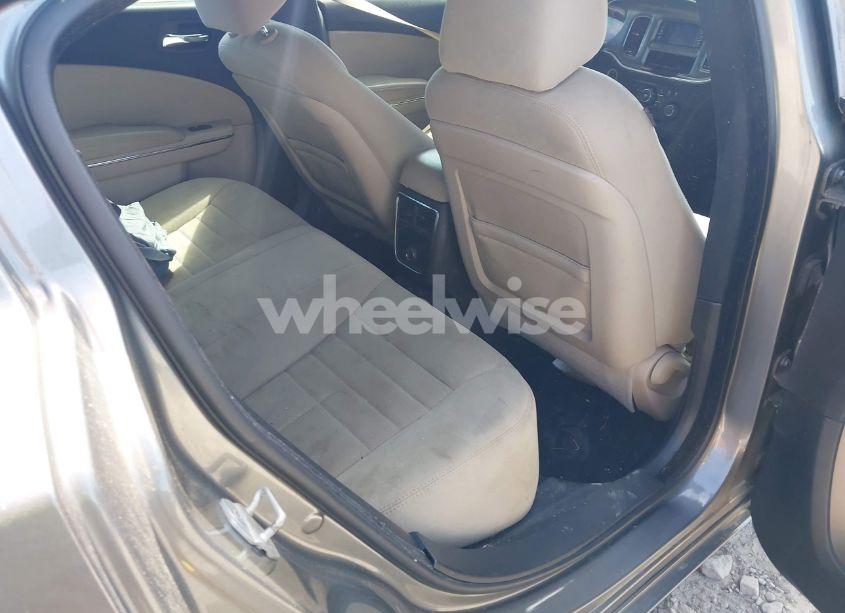 Photo 8 of 2012 Dodge Charger SE (VIN 2C3CDXBG5CH111152)