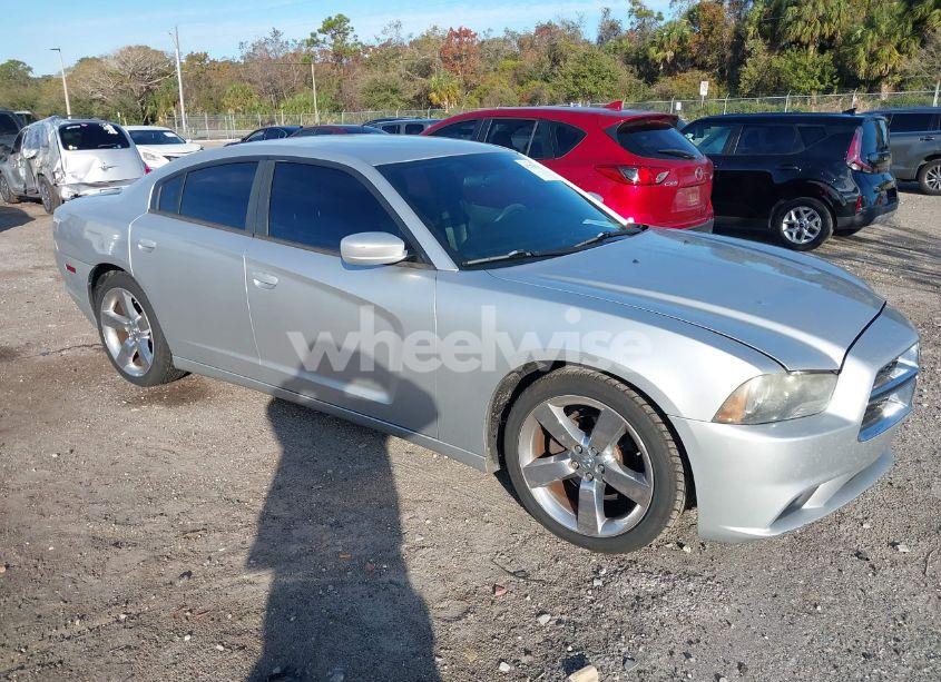 2012 Dodge Charger SE (VIN 2C3CDXBG5CH111751) main photo
