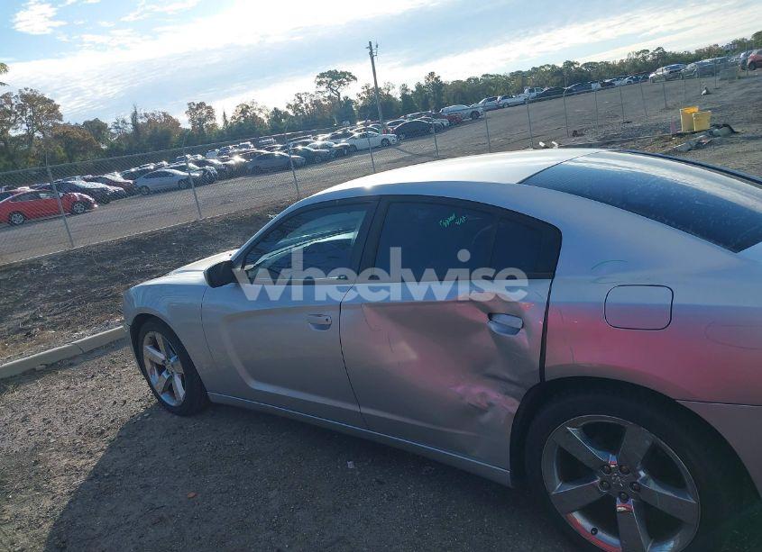 Photo 14 of 2012 Dodge Charger SE (VIN 2C3CDXBG5CH111751)