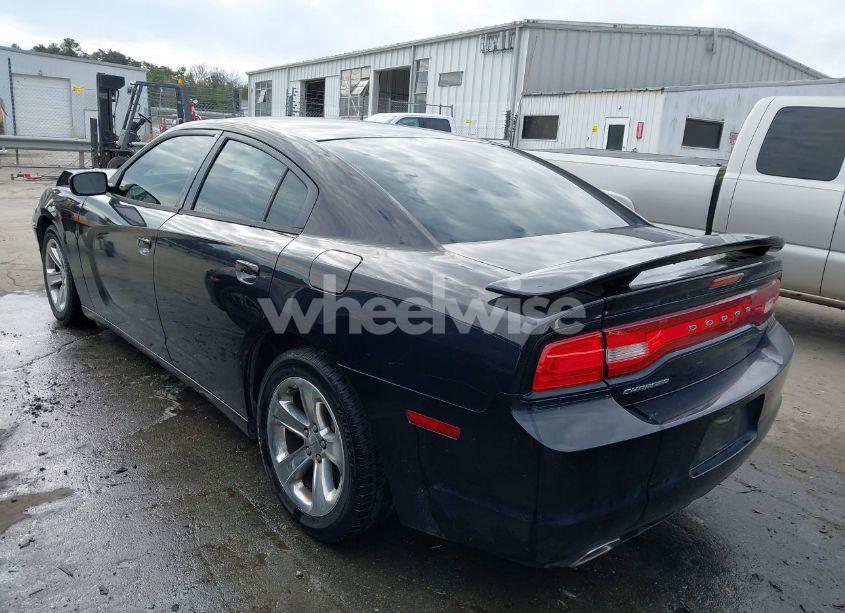 Photo 3 of 2012 Dodge Charger SE (VIN 2C3CDXBG5CH301470)