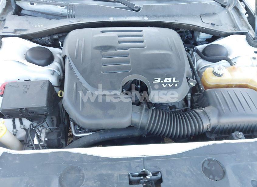 Photo 10 of 2013 Dodge Charger SE (VIN 2C3CDXBG5DH532208)