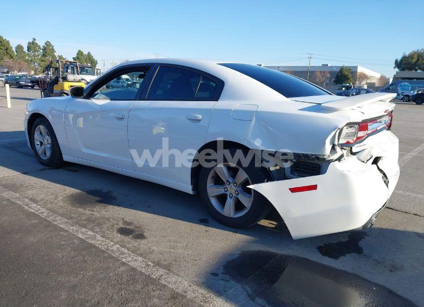 Photo 3 of 2013 Dodge Charger SE (VIN 2C3CDXBG5DH532208)