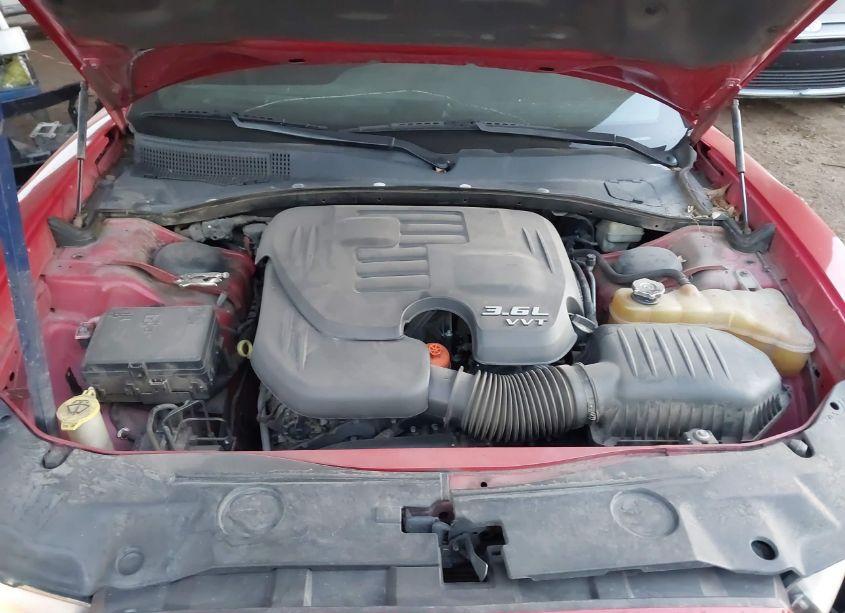 Photo 10 of 2013 Dodge Charger SE (VIN 2C3CDXBG5DH582879)