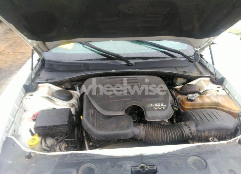 Photo 10 of 2013 Dodge Charger SE (VIN 2C3CDXBG5DH694663)