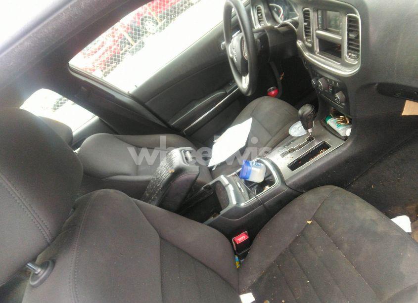 Photo 5 of 2013 Dodge Charger SE (VIN 2C3CDXBG5DH694663)