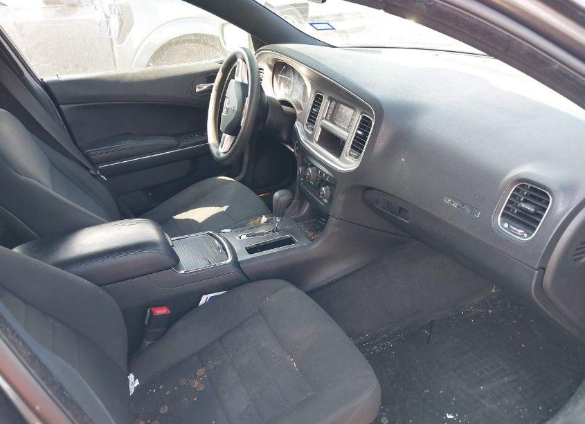 Photo 5 of 2013 Dodge Charger SE (VIN 2C3CDXBG5DH737494)