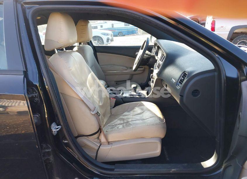 Photo 5 of 2014 Dodge Charger SE (VIN 2C3CDXBG5EH104852)