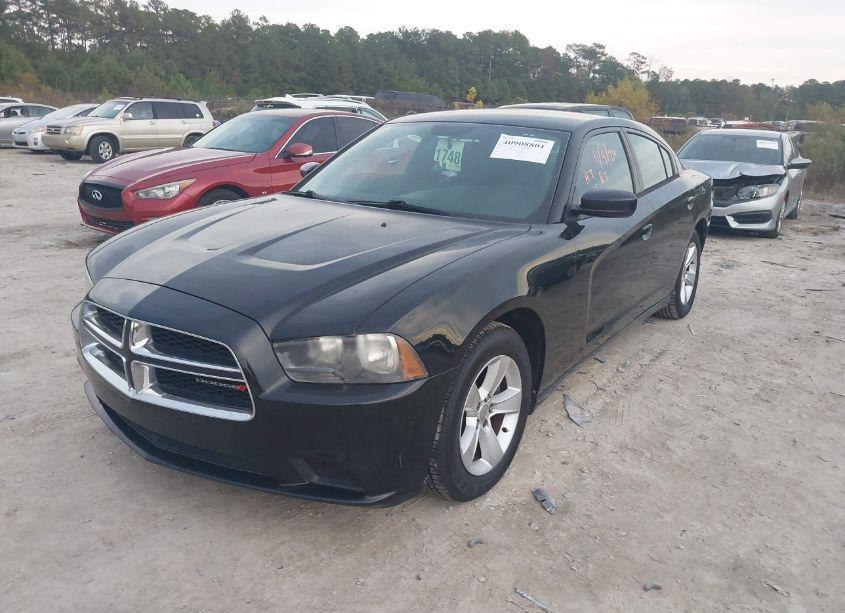Photo 2 of 2014 Dodge Charger SE (VIN 2C3CDXBG5EH150102)