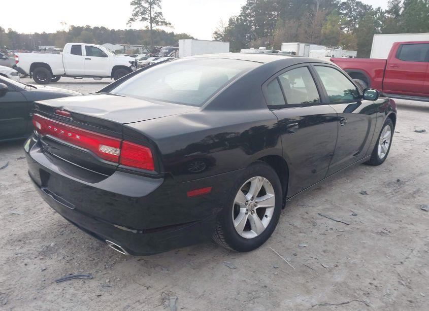 Photo 4 of 2014 Dodge Charger SE (VIN 2C3CDXBG5EH150102)