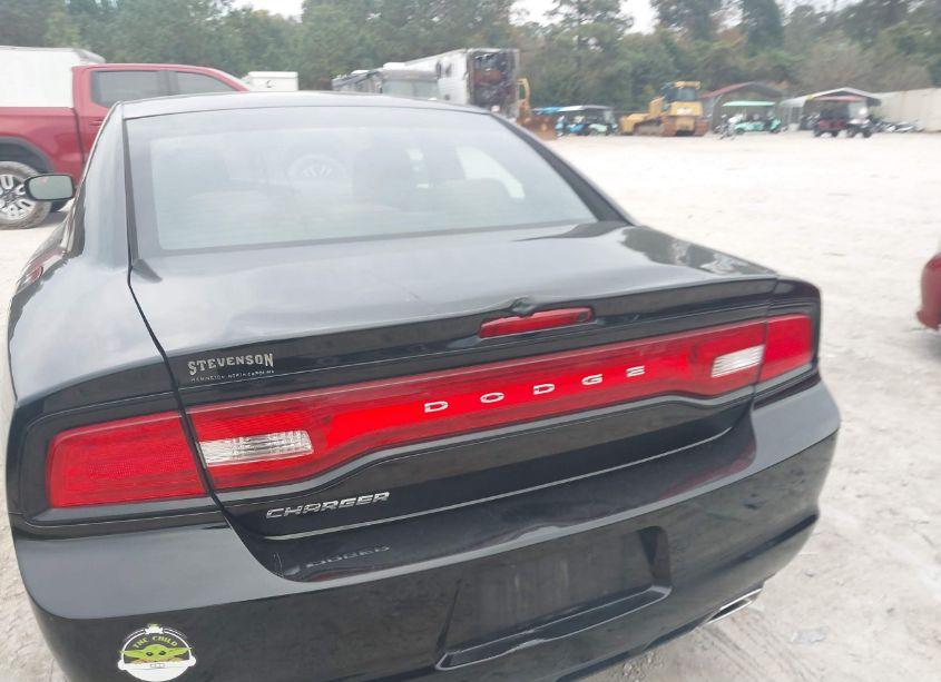 Photo 6 of 2014 Dodge Charger SE (VIN 2C3CDXBG5EH150102)